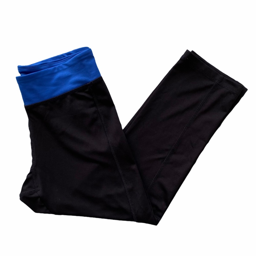 RubberDoll Women’s Athletic Crop Capri Leggings